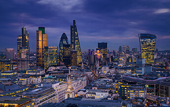 London,,England,-,Panoramic,Skyline,View,Of,Bank,District,Of